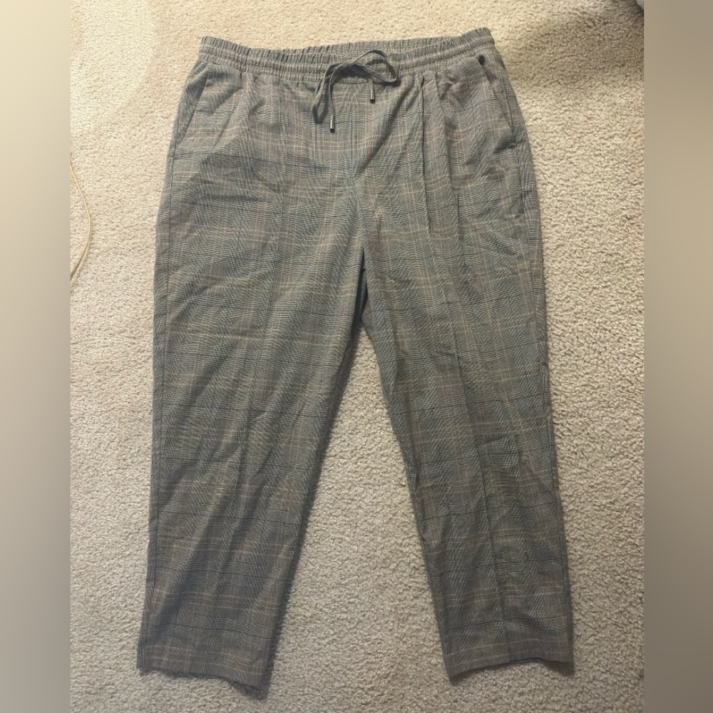 Nine‎ West Women’s Tan Plaid Chinos